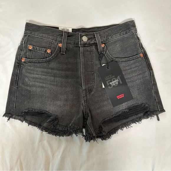 Levi’s Shorts | Women’s | 24 - Picture 1 of 4
